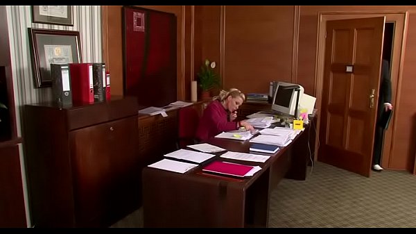 Beguiling lady bonked to orgasmic point