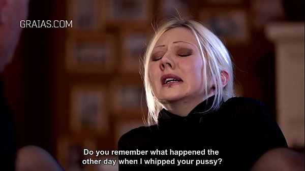 Marionette dame reporting for Master