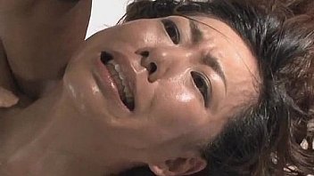 Japanese fucked by a big faux-cock restrain bondage