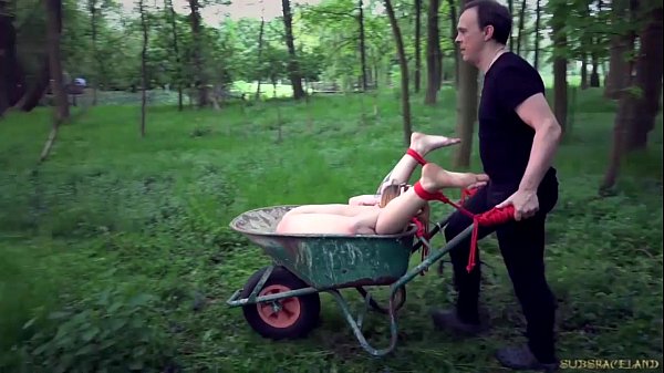 Curvy enslaved ass suffering the red marks of submission