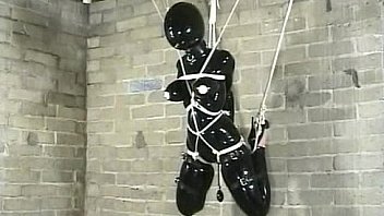 Summer Cummings sexy bondage scenes