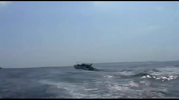 Hot sluts in latex goes at the sea