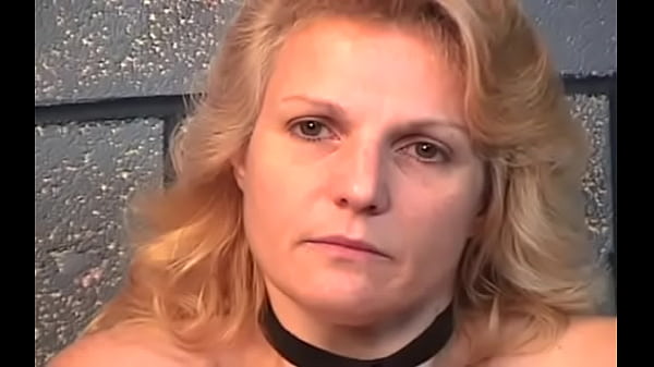 Mouthwatering beauty in heels orgasm by fingering sissy