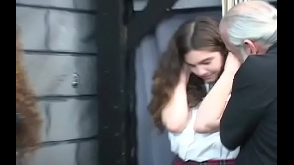 Striking hottie all about me